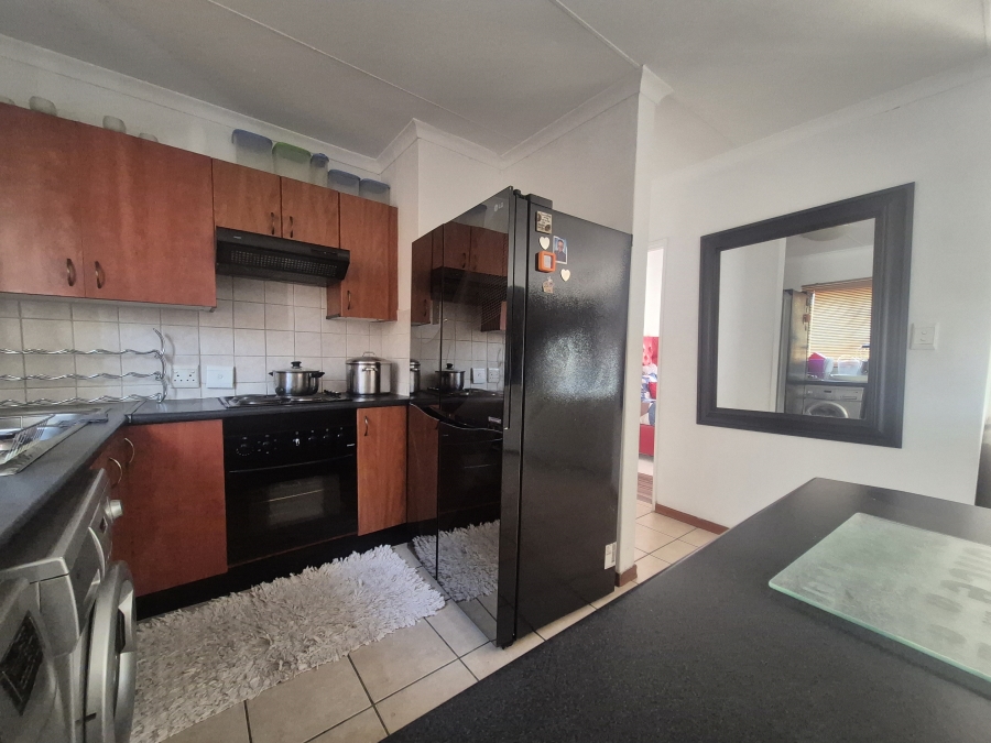2 Bedroom Property for Sale in Carlswald Gauteng