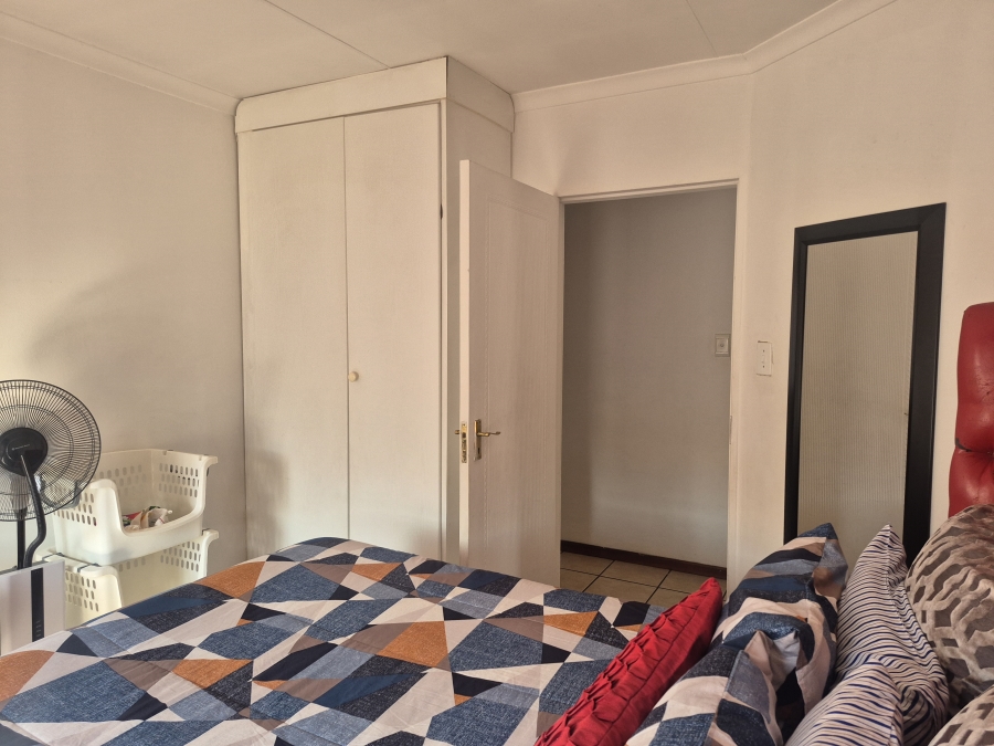 2 Bedroom Property for Sale in Carlswald Gauteng