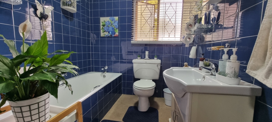 2 Bedroom Property for Sale in Sunward Park Gauteng