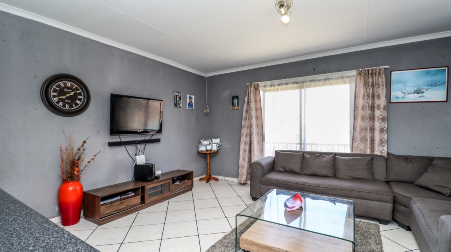 2 Bedroom Property for Sale in Croydon Gauteng