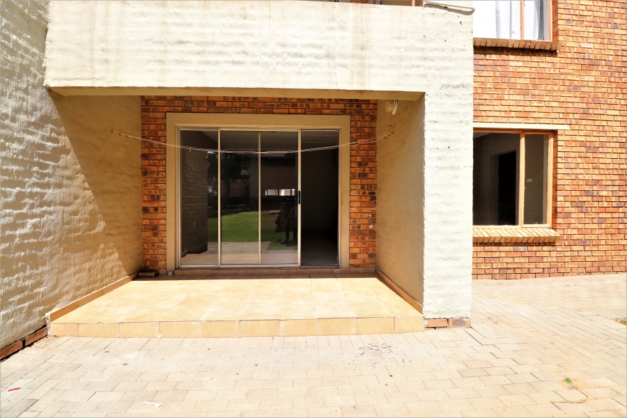 To Let 2 Bedroom Property for Rent in Birchleigh Gauteng