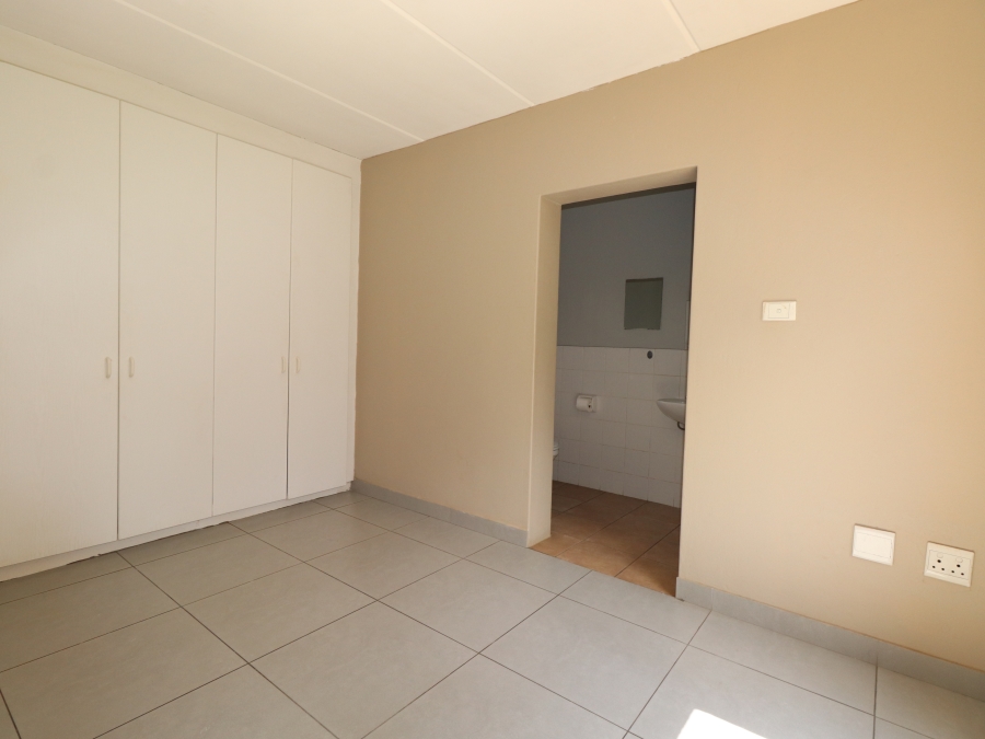 To Let 2 Bedroom Property for Rent in Birchleigh Gauteng