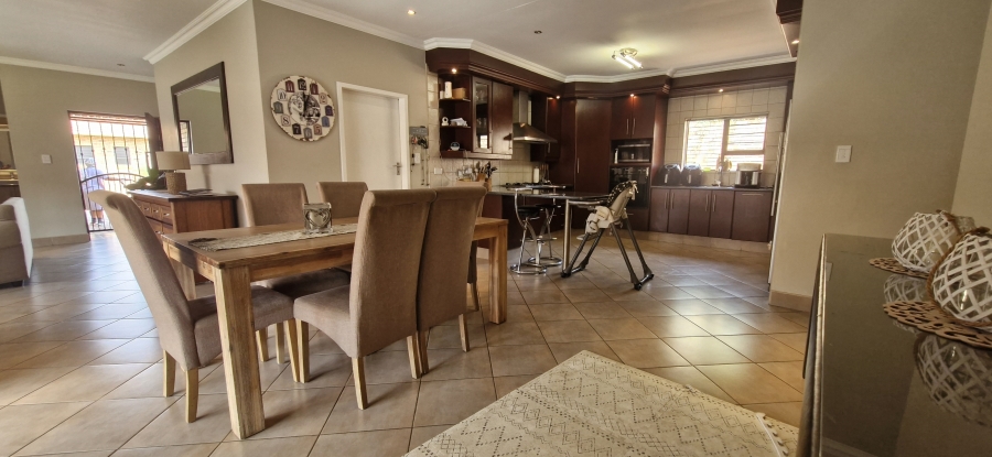 4 Bedroom Property for Sale in Equestria Gauteng