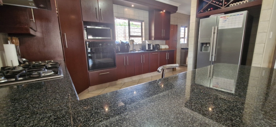 4 Bedroom Property for Sale in Equestria Gauteng