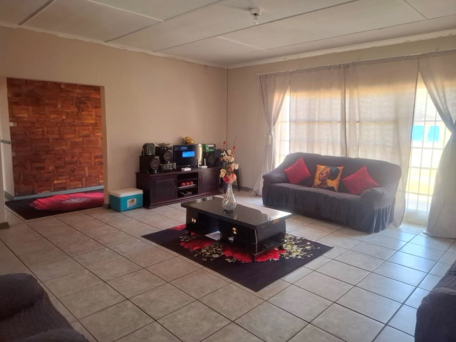 3 Bedroom Property for Sale in Westonaria Gauteng