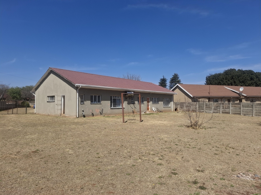 3 Bedroom Property for Sale in Westonaria Gauteng
