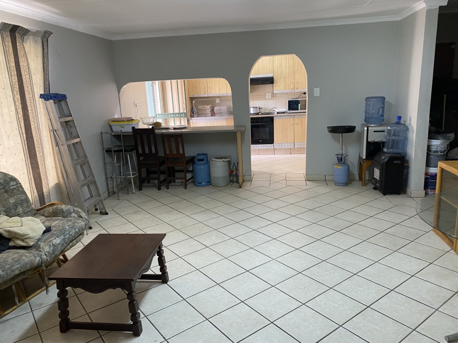 3 Bedroom Property for Sale in Morehill Gauteng
