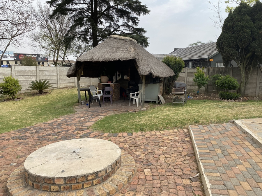3 Bedroom Property for Sale in Morehill Gauteng