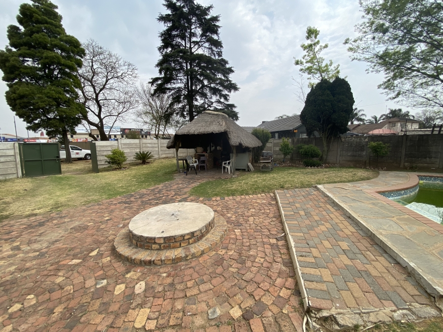 3 Bedroom Property for Sale in Morehill Gauteng