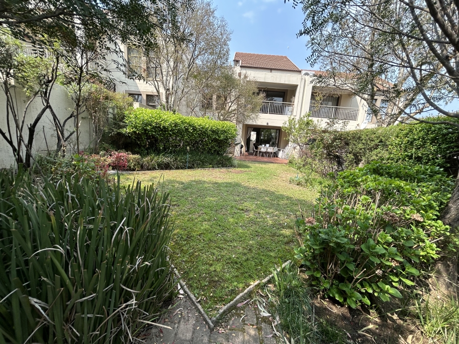 2 Bedroom Property for Sale in Sunninghill Gauteng