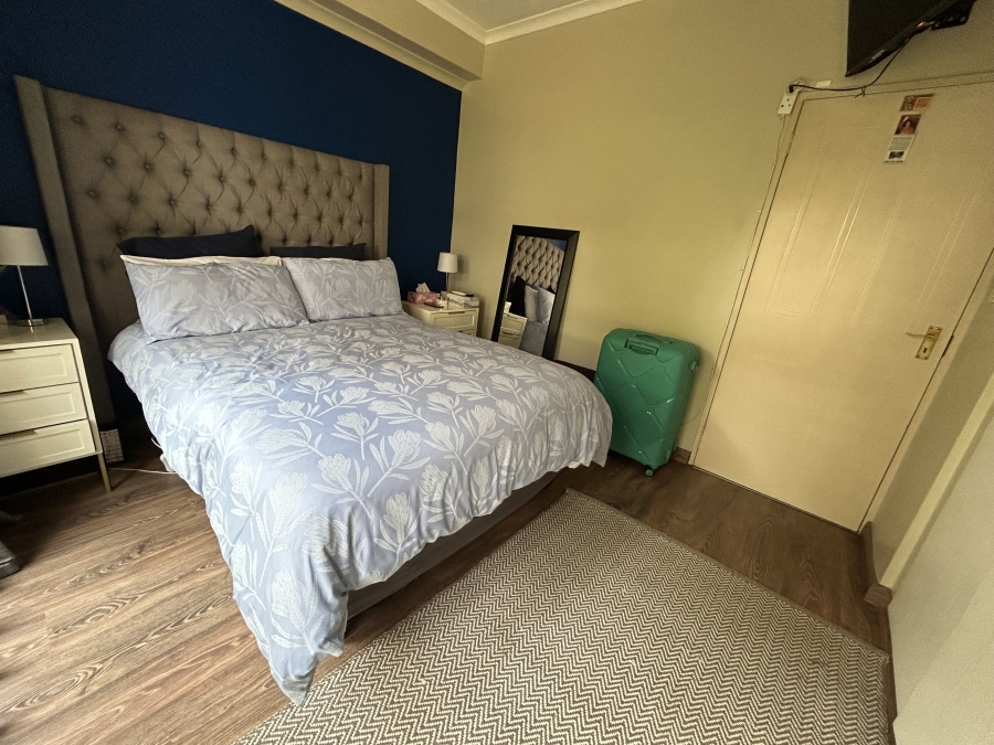 2 Bedroom Property for Sale in Sunninghill Gauteng