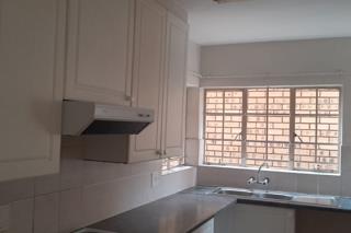 2 Bedroom Property for Sale in Magalieskruin Gauteng