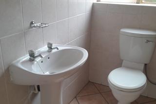 2 Bedroom Property for Sale in Magalieskruin Gauteng