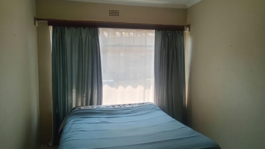 To Let 4 Bedroom Property for Rent in Glen Marais Gauteng