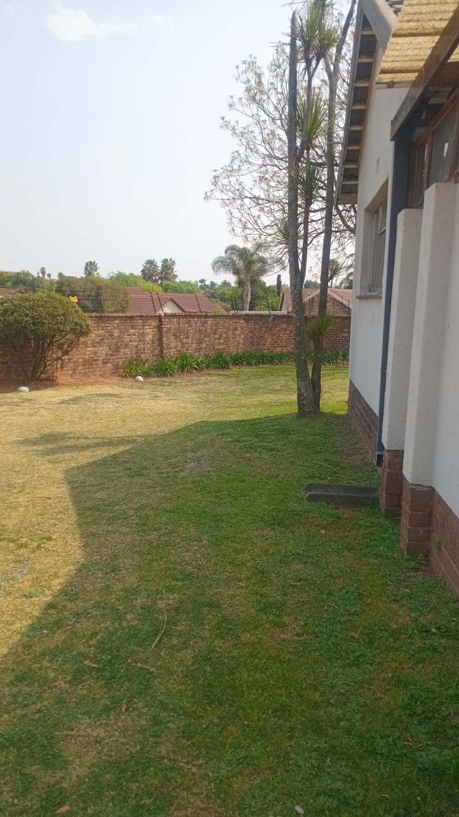 To Let 4 Bedroom Property for Rent in Glen Marais Gauteng