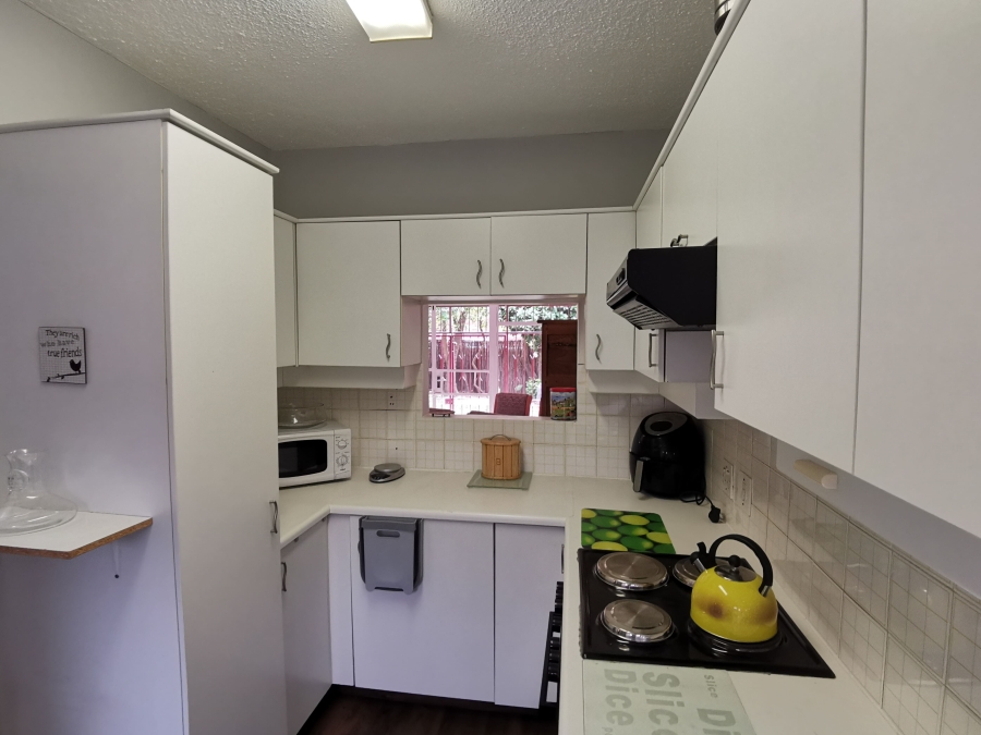 2 Bedroom Property for Sale in Lyndhurst Gauteng