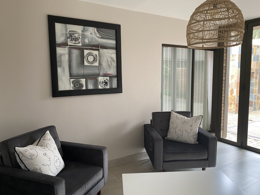 5 Bedroom Property for Sale in Sonneveld Gauteng