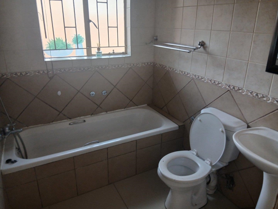 3 Bedroom Property for Sale in Thatchfield Estate Gauteng