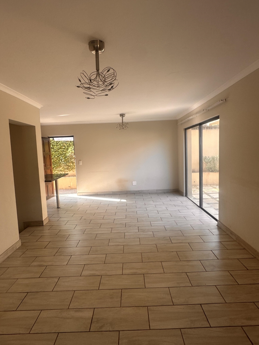 To Let 3 Bedroom Property for Rent in Craigavon Gauteng