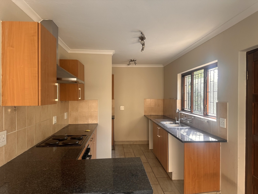 To Let 3 Bedroom Property for Rent in Craigavon Gauteng
