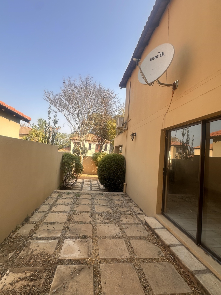 To Let 3 Bedroom Property for Rent in Craigavon Gauteng