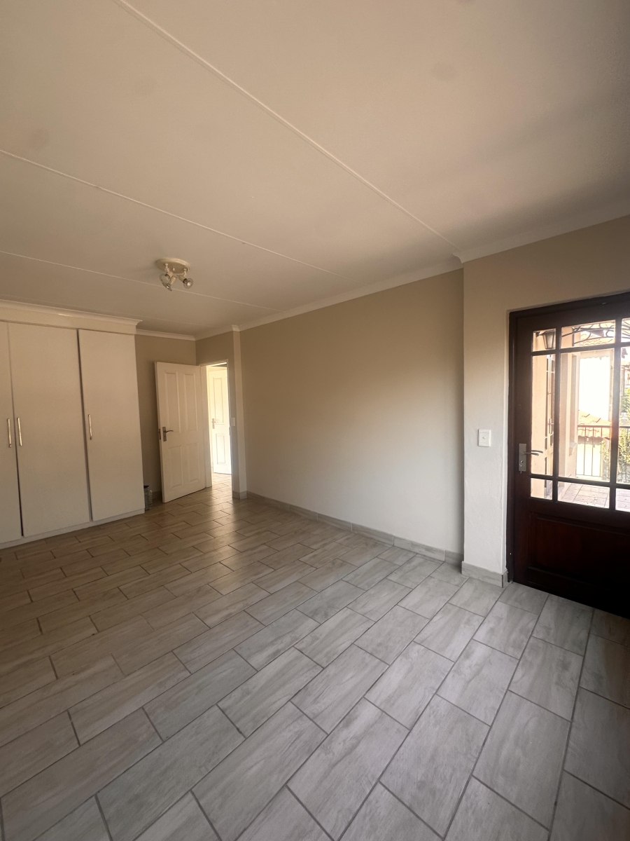 To Let 3 Bedroom Property for Rent in Craigavon Gauteng