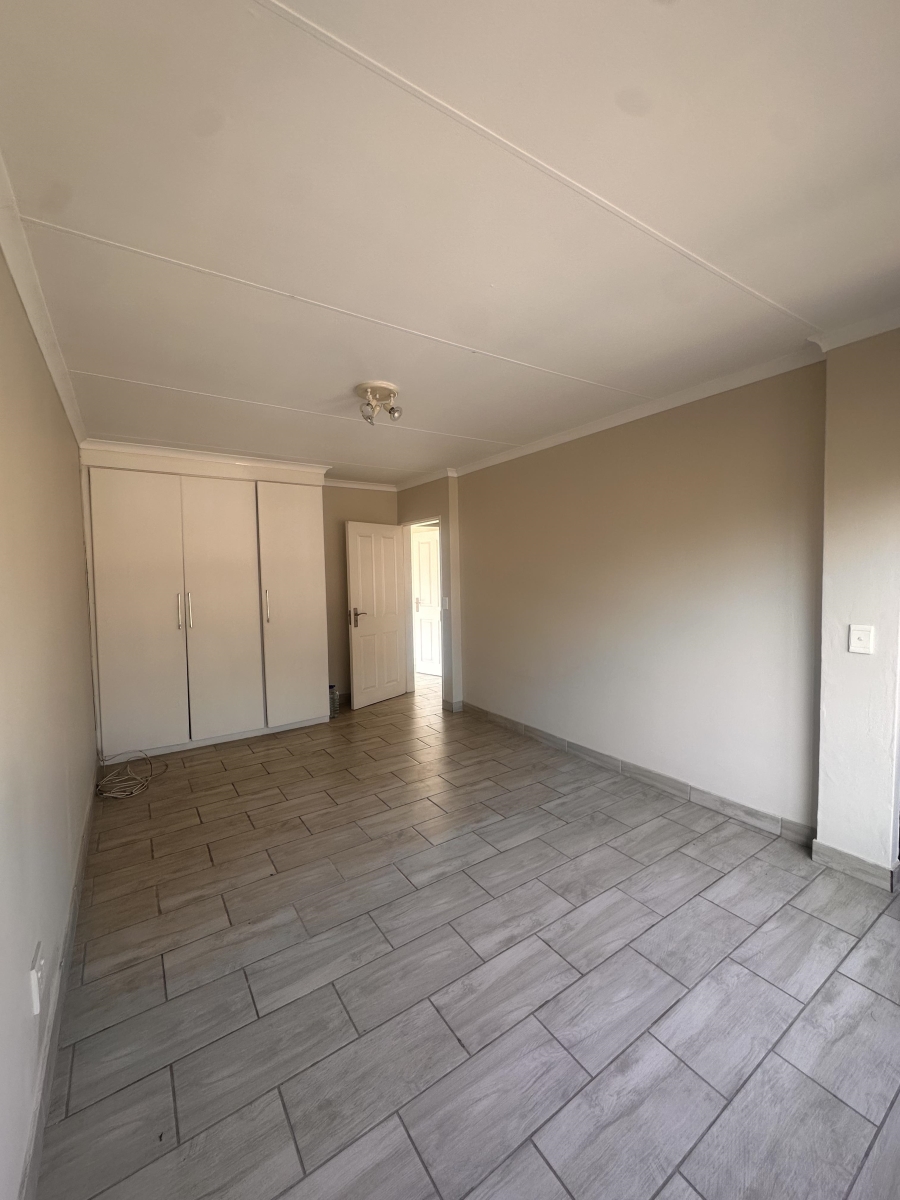 To Let 3 Bedroom Property for Rent in Craigavon Gauteng