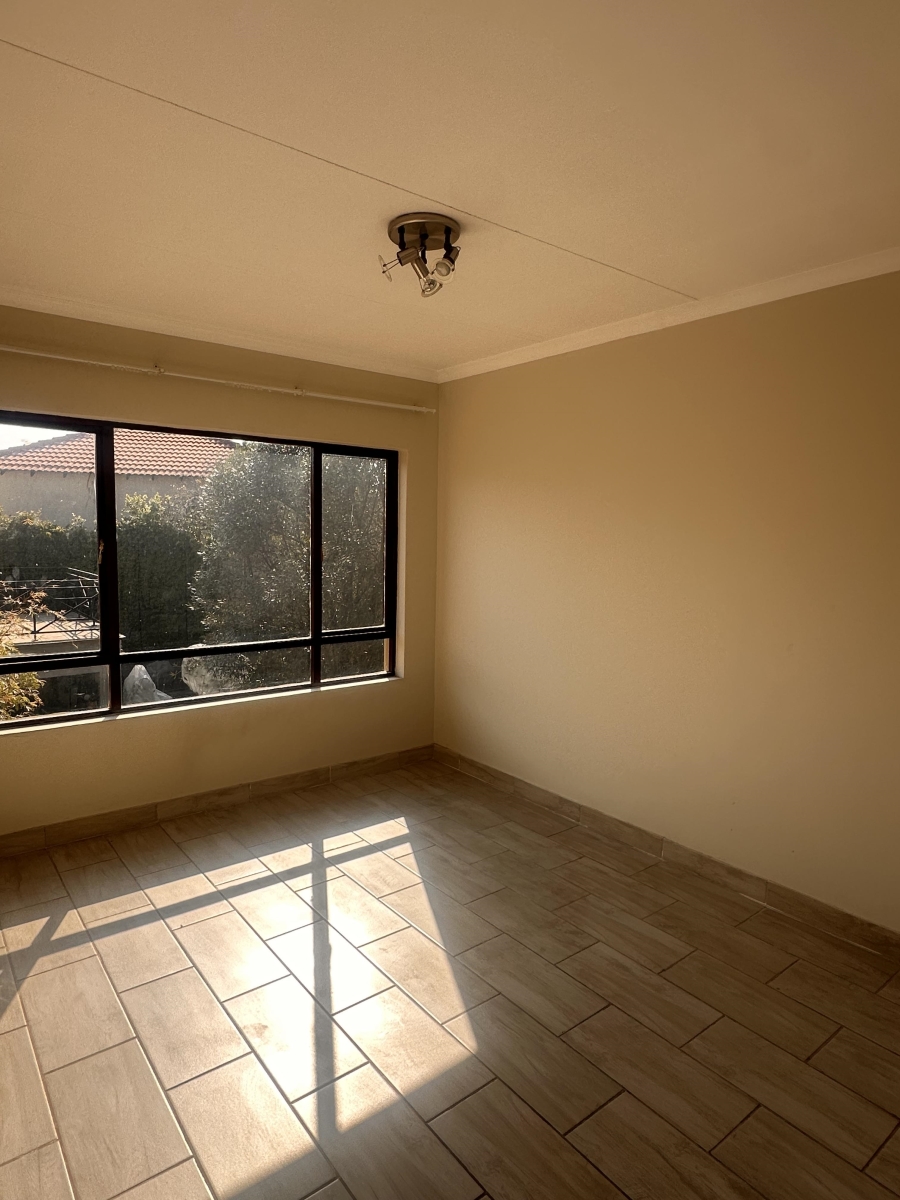 To Let 3 Bedroom Property for Rent in Craigavon Gauteng