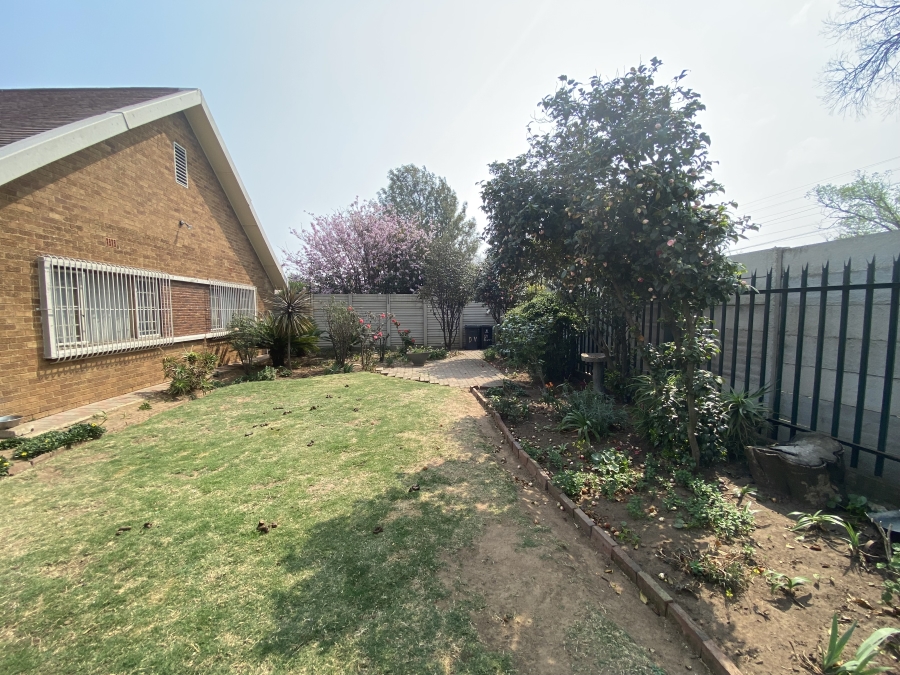 4 Bedroom Property for Sale in Parkdene Gauteng