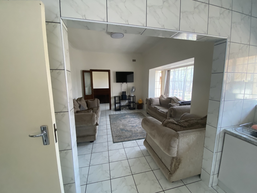 4 Bedroom Property for Sale in Parkdene Gauteng