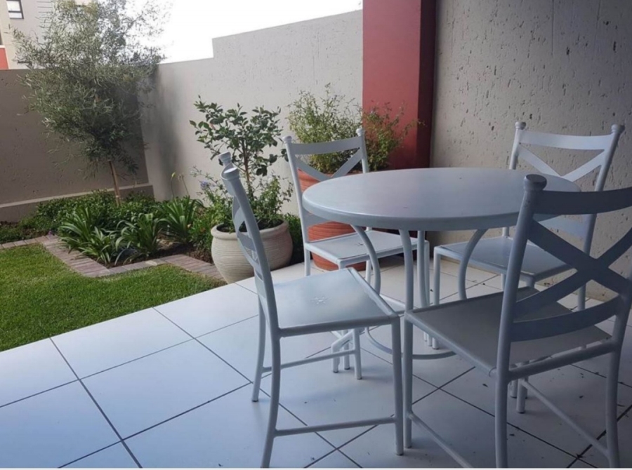To Let 3 Bedroom Property for Rent in Lonehill Gauteng