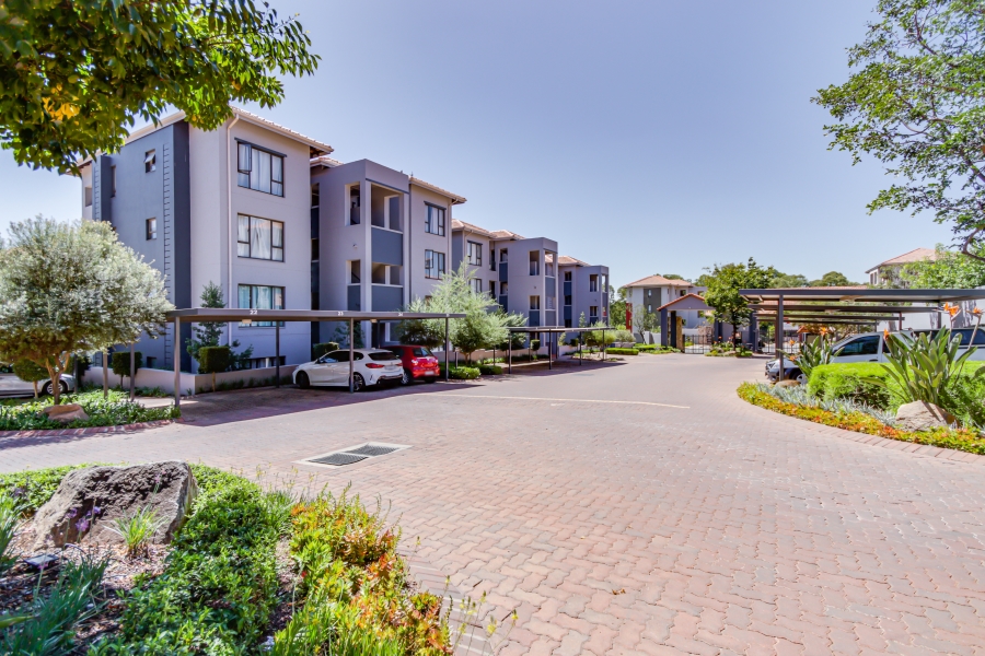 To Let 3 Bedroom Property for Rent in Lonehill Gauteng