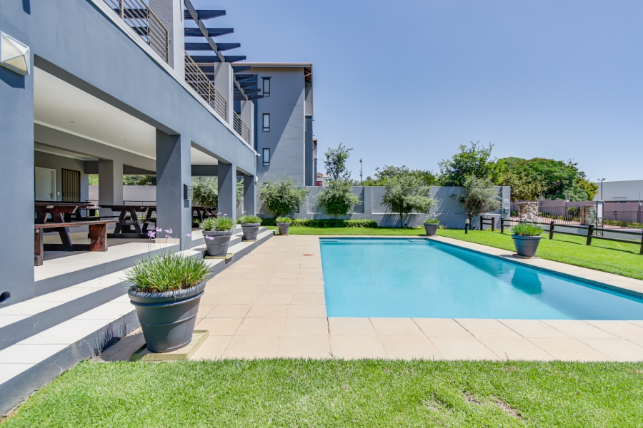 To Let 3 Bedroom Property for Rent in Lonehill Gauteng