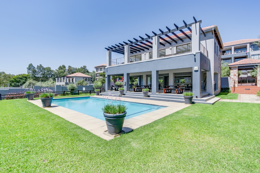 To Let 3 Bedroom Property for Rent in Lonehill Gauteng