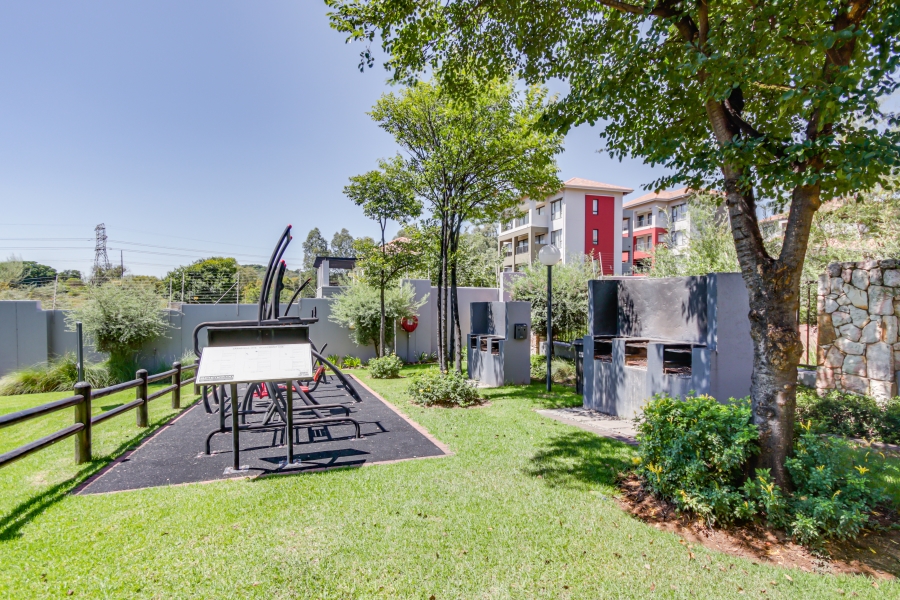 To Let 3 Bedroom Property for Rent in Lonehill Gauteng