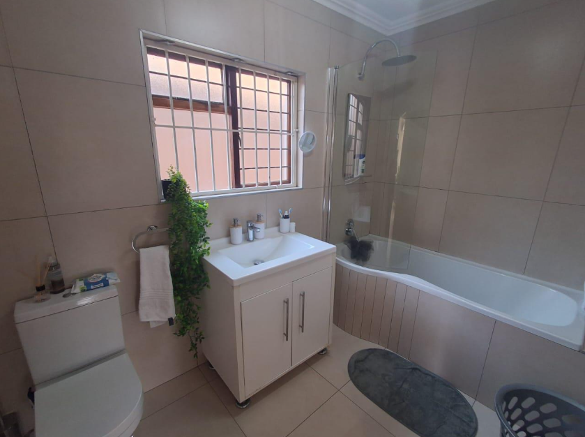 Commercial Property for Sale in Bassonia Gauteng