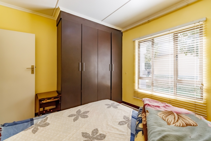 2 Bedroom Property for Sale in Noordwyk Gauteng