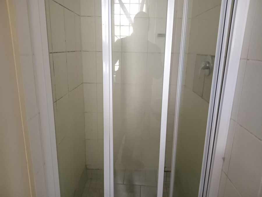 2 Bedroom Property for Sale in Kew Gauteng