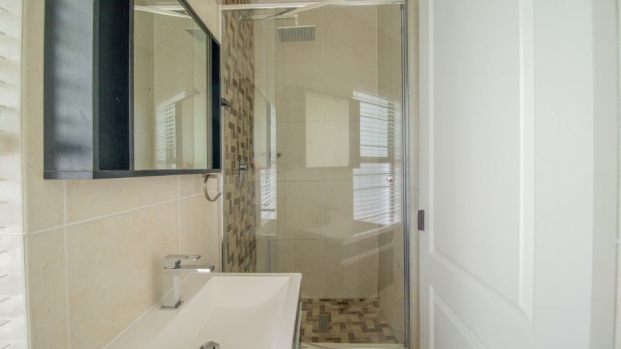 3 Bedroom Property for Sale in Greenstone Hill Gauteng