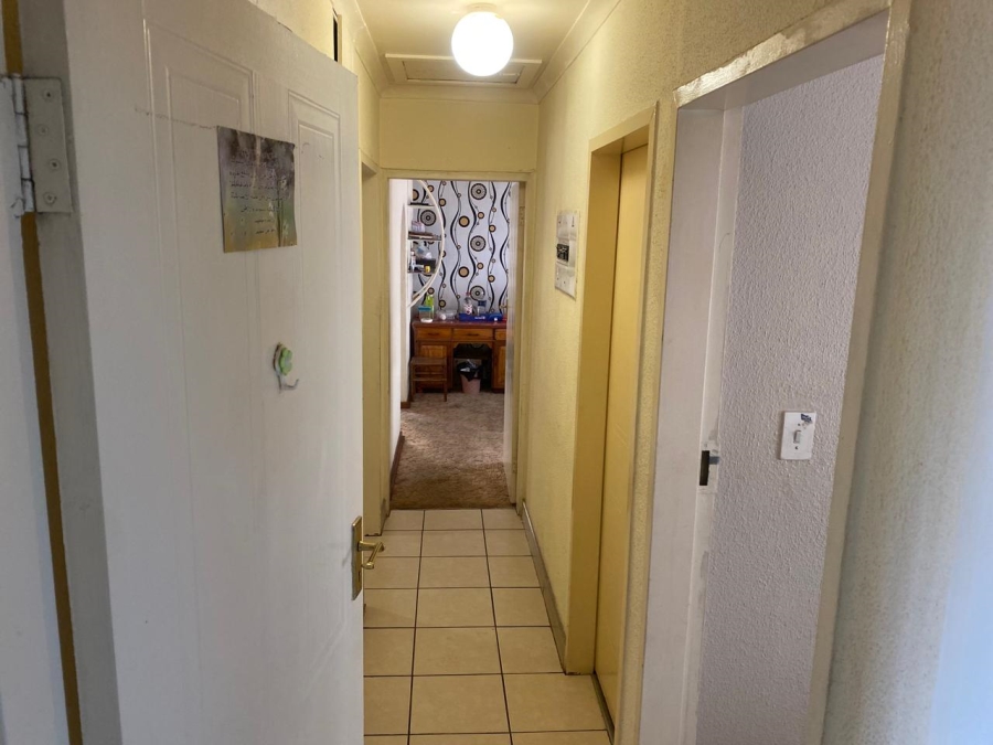 6 Bedroom Property for Sale in Winchester Hills Gauteng