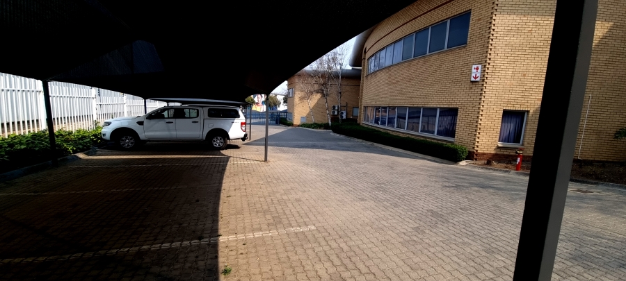 To Let commercial Property for Rent in Randjespark Gauteng