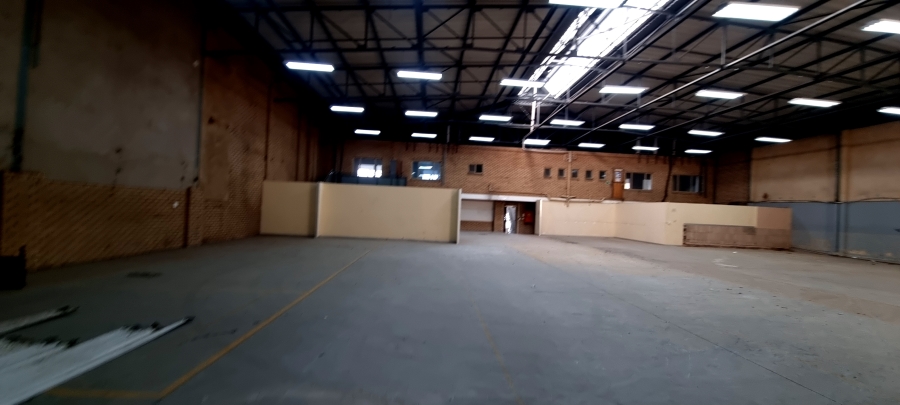 To Let commercial Property for Rent in Randjespark Gauteng