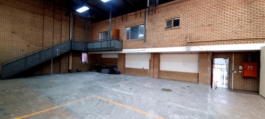 To Let commercial Property for Rent in Randjespark Gauteng