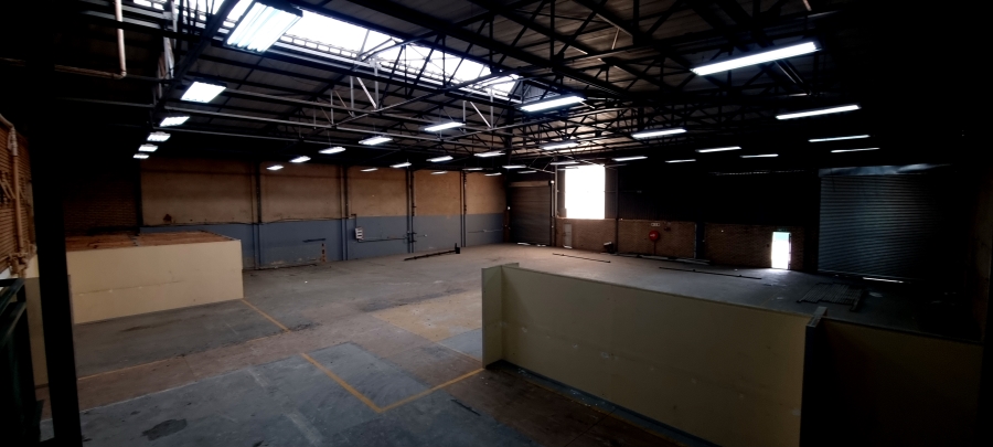 To Let commercial Property for Rent in Randjespark Gauteng