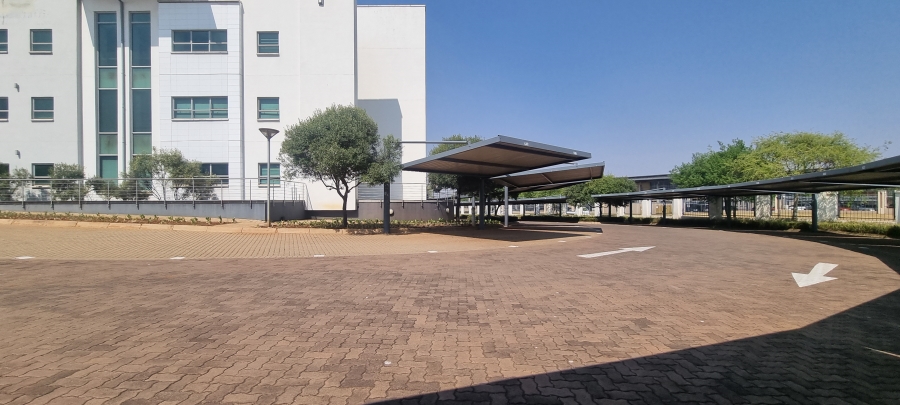 Commercial Property for Sale in Louwlardia Gauteng