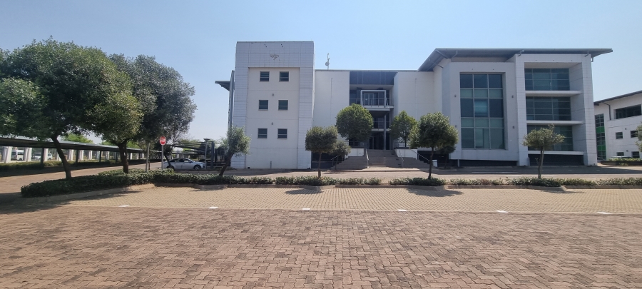 Commercial Property for Sale in Louwlardia Gauteng