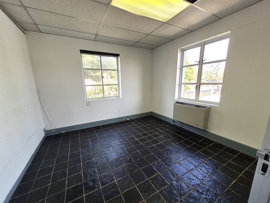 To Let commercial Property for Rent in Hyde Park Gauteng