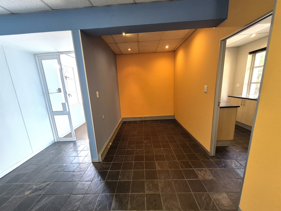 To Let commercial Property for Rent in Hyde Park Gauteng