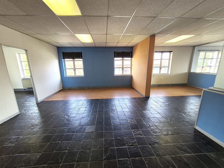 To Let commercial Property for Rent in Hyde Park Gauteng