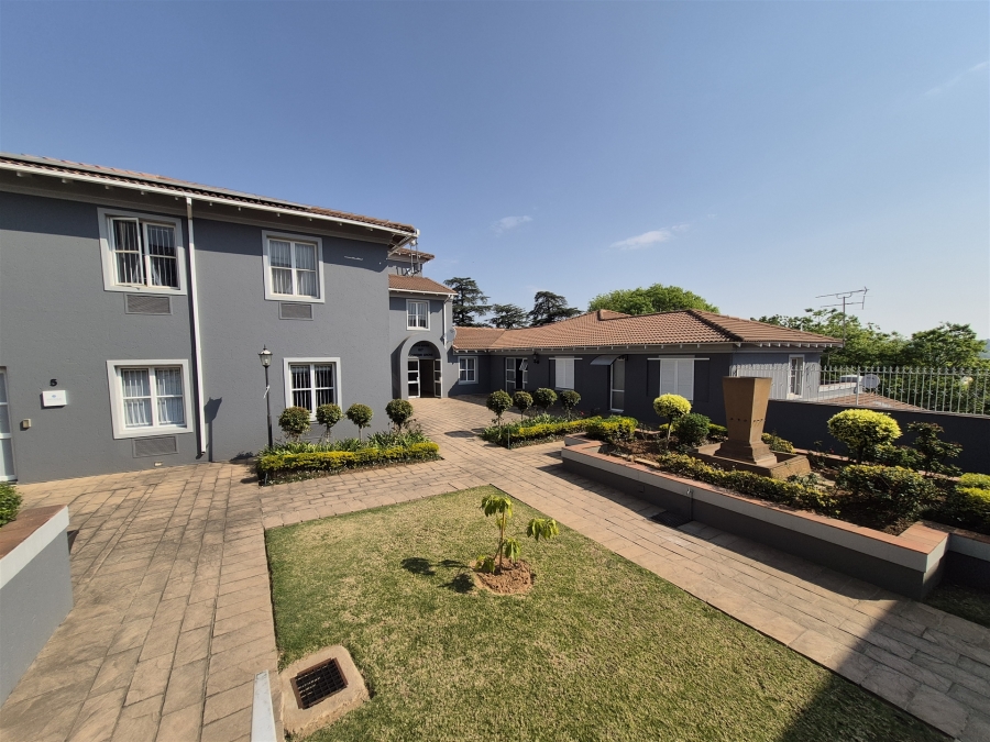 To Let commercial Property for Rent in Hyde Park Gauteng